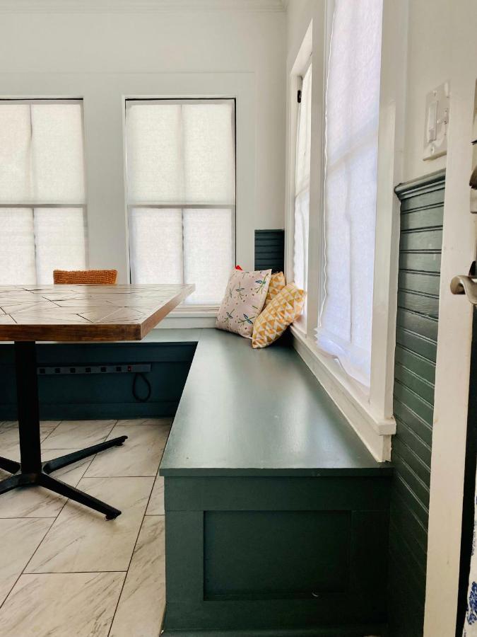Private Room Downtown - Full House Access Lafayette Ngoại thất bức ảnh